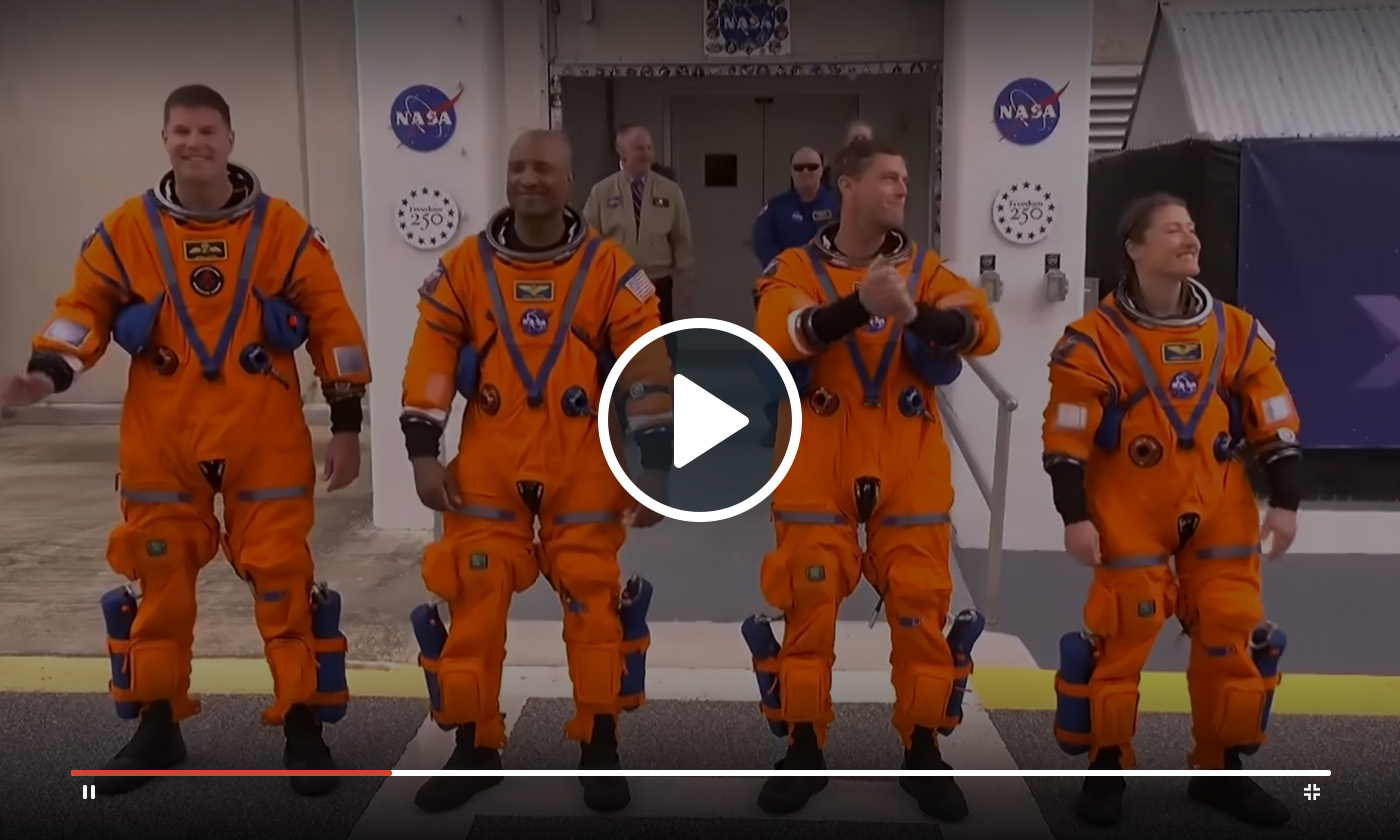 Video of  Artemis II crew  